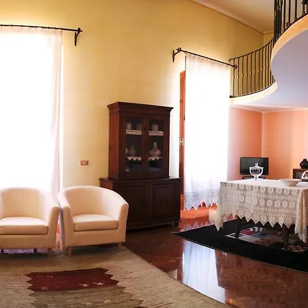 Lighea Bed & Breakfast *